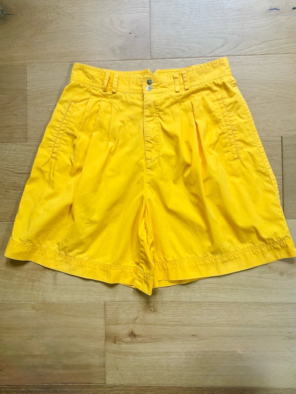 VTG 80s/90s Liz Sport Pleated High Rise Shorts Marigold Yellow Petite Womens 12